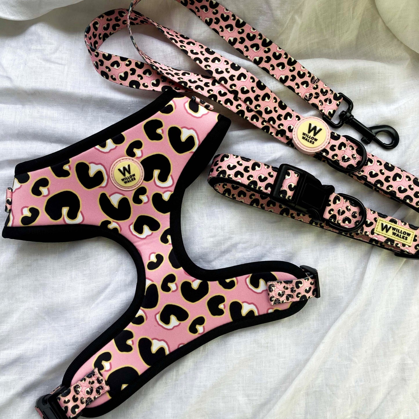 Willow Walks Reversible Harness in pink leo and multi
