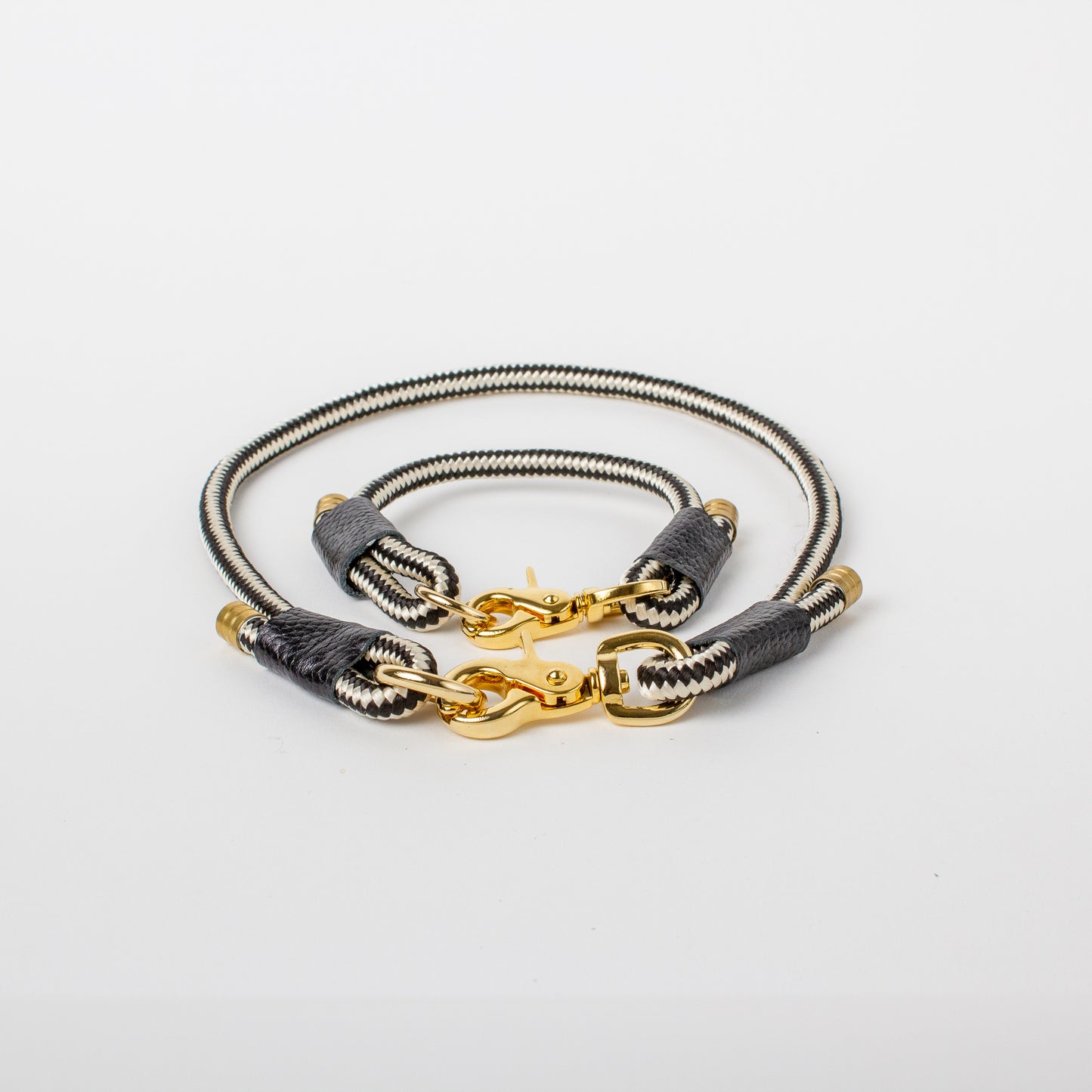 Willow Walks marine rope collar with leather details in ecru and hot pink