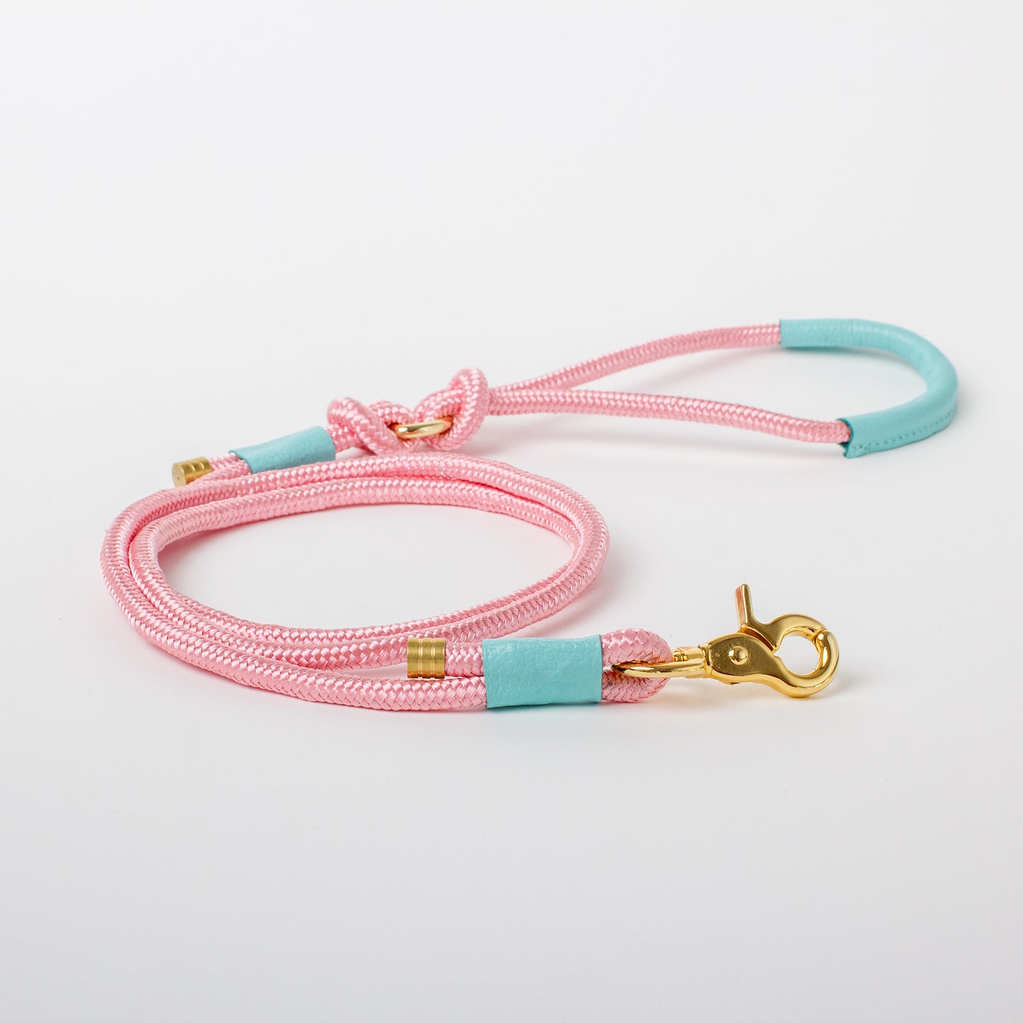 Willow Walks marine rope lead with leather details in pink and aqua