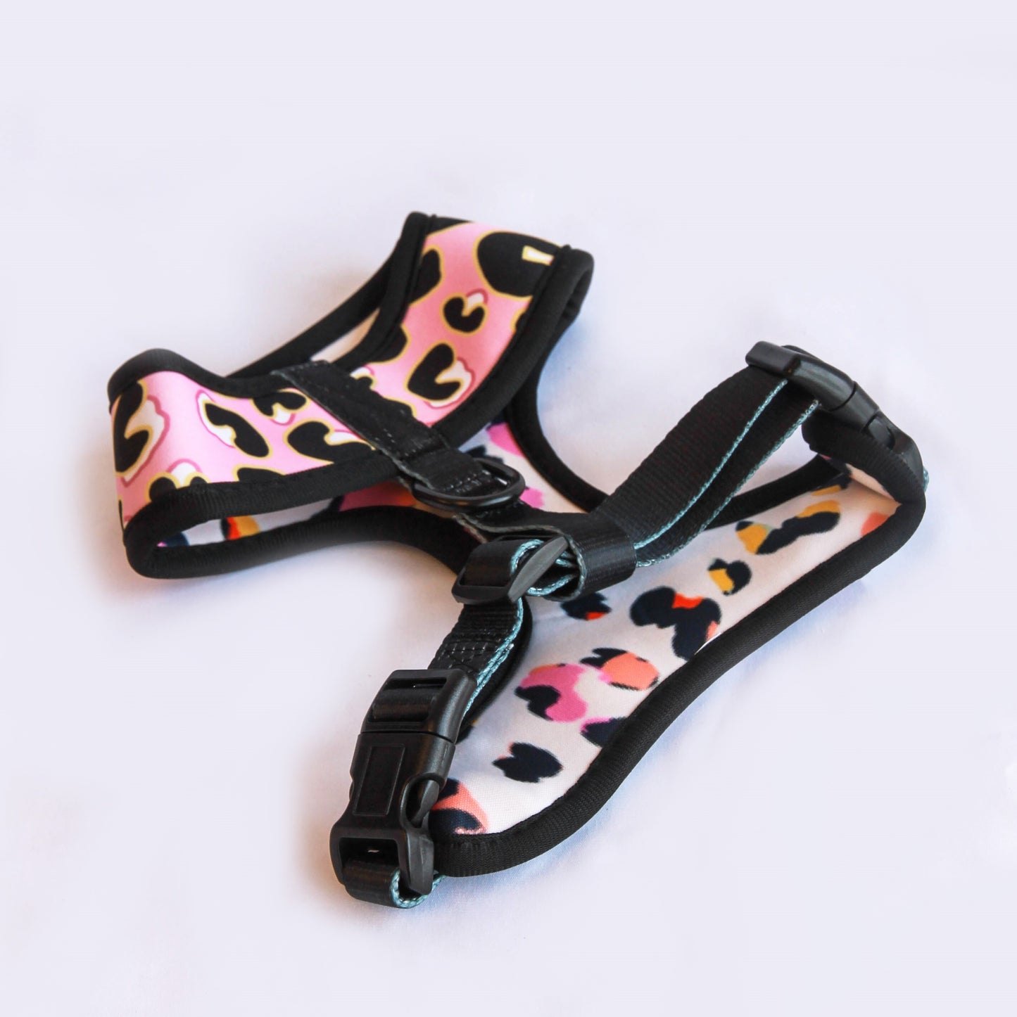Willow Walks Reversible Harness in pink leo and multi